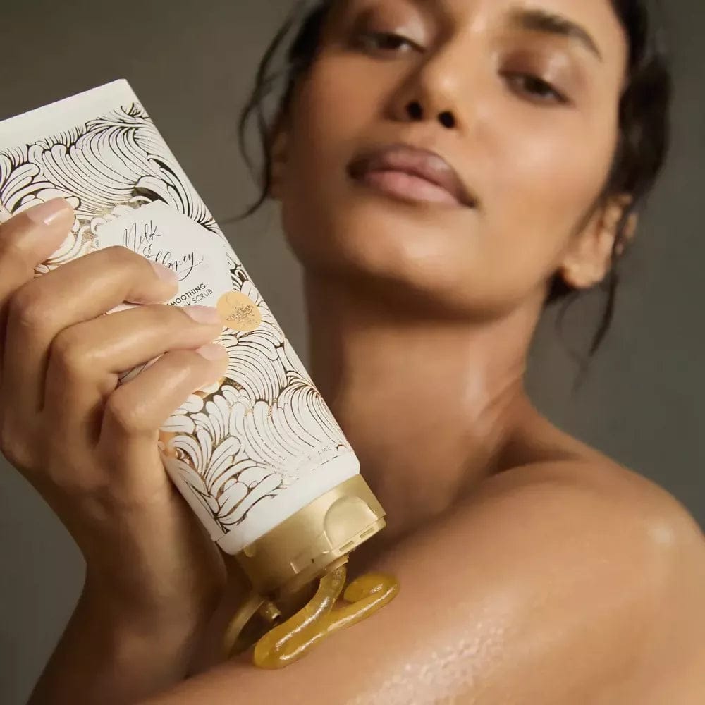 Oriflame Milk & Honey Gold Smoothing Sugar Scrub